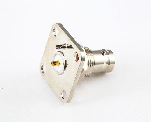 接线BNC连接器焊接用于RG5950Ω母头直式面板安装前锁穿墙4孔法兰